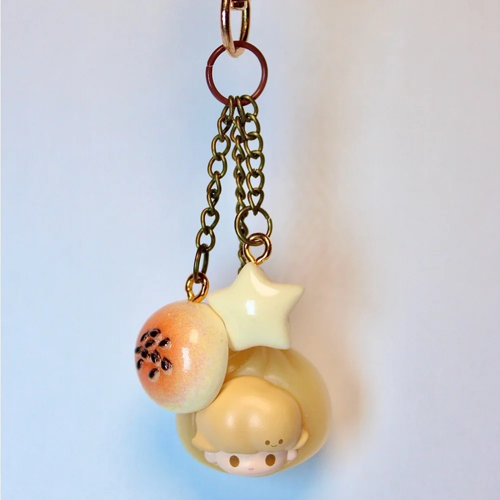 Dimoo Dumpling Charmy - Picture 1 of 3